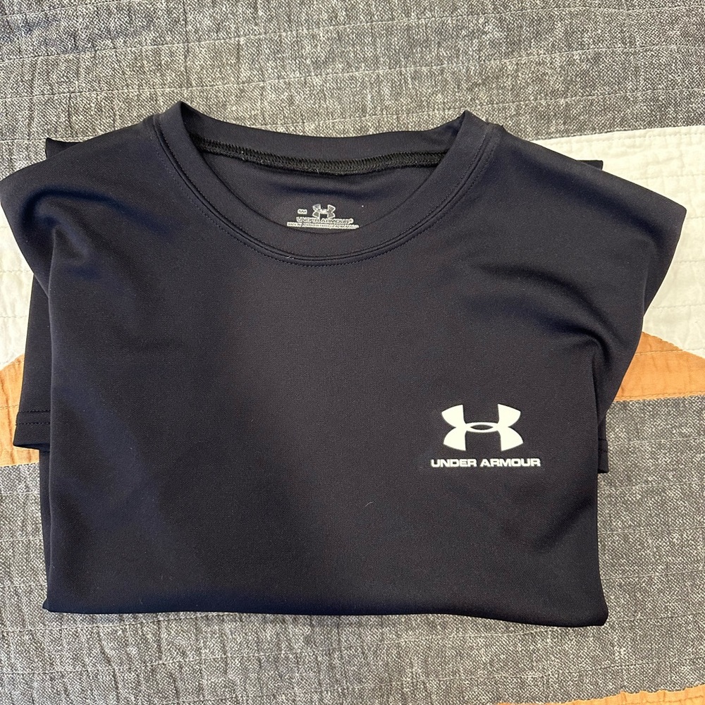 Black Under Armor Short Sleeve